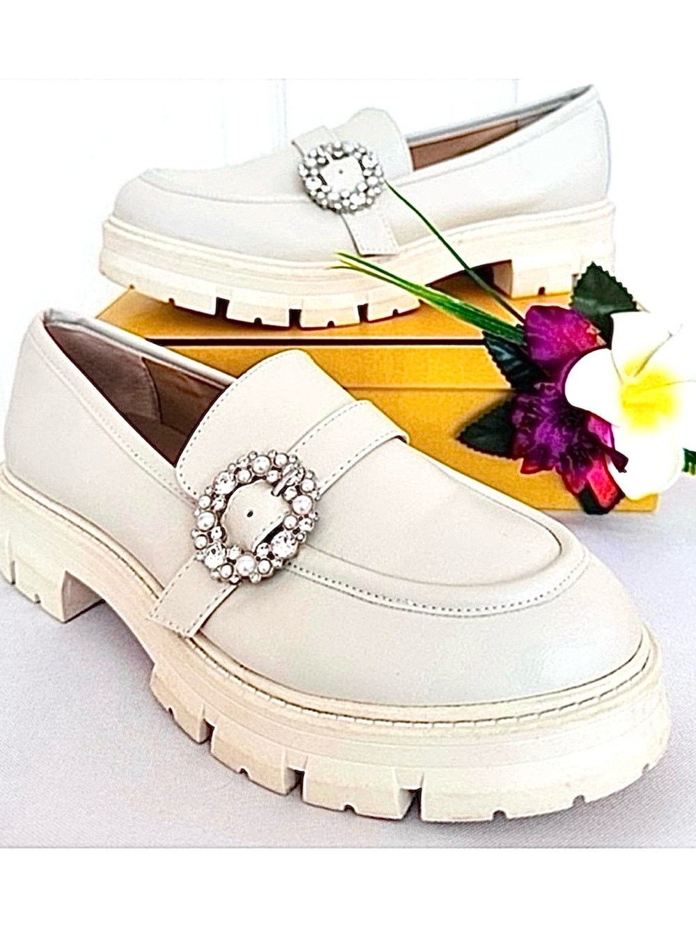CROWN & IVY ~ Off-White Ivory Slip On Loafers w/Crystal Embellishments size 7.5